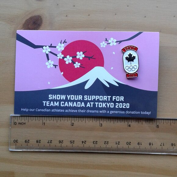 Tokyo 2020 Team Canada Olympic Pin With Card - Picture 4 of 5